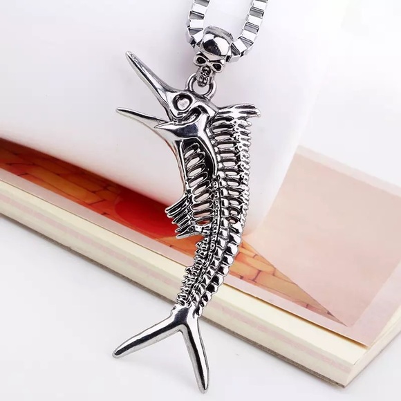 Skeleton Fish Necklace - Picture 3 of 4